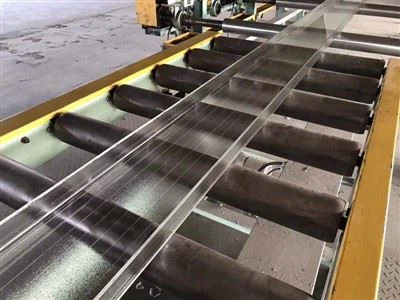 Ultra White Wired U Perfil Glass